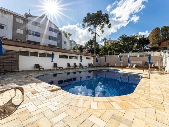 Apartamento 3 quartos e 1 banheiro, à venda, no bairro Campo Comprido em Curitiba