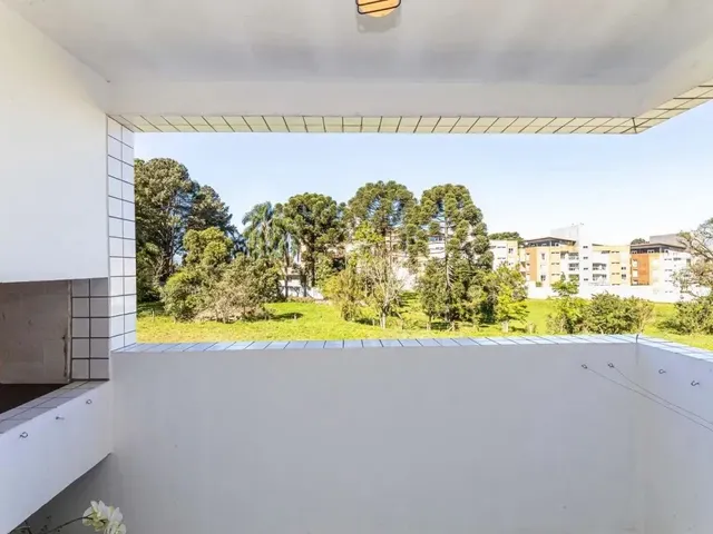 Apartamento 3 quartos e 1 banheiro, à venda, no bairro Campo Comprido em Curitiba