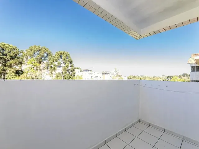 Apartamento 3 quartos e 1 banheiro, à venda, no bairro Campo Comprido em Curitiba