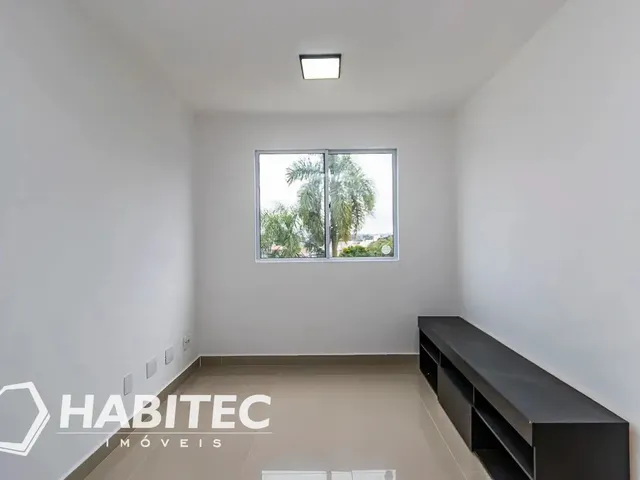 Apartamento 2 quartos e 1 banheiro, para alugar, no bairro Uberaba em Curitiba