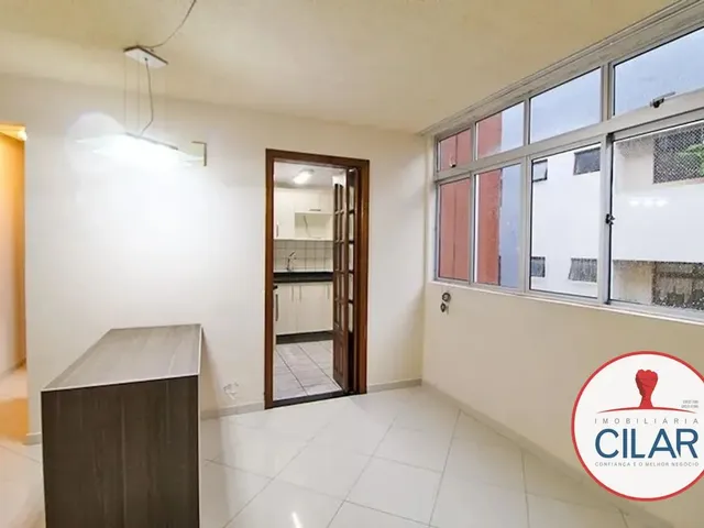 Apartamento 2 quartos e 1 banheiro, para alugar, no bairro Água Verde em Curitiba