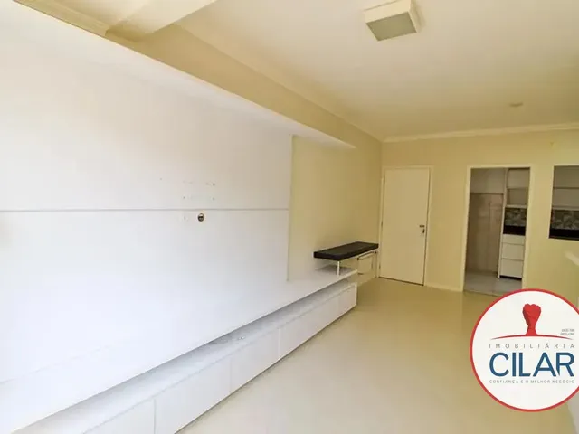 Apartamento 3 quartos e 1 banheiro, para alugar, no bairro Vista Alegre em Curitiba