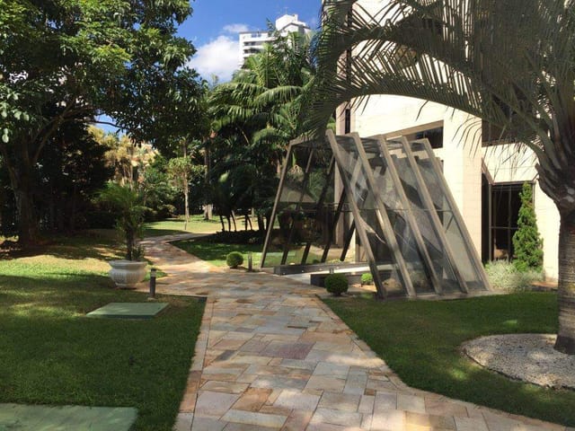 Apartamento com 600m² 4 quartos e 5 banheiros, à venda, no bairro Bosque da Saúde em São Paulo