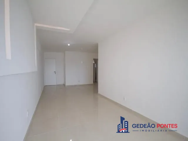 Apartamento 3 quartos e 4 banheiros, para alugar, no bairro Boa Viagem em Recife