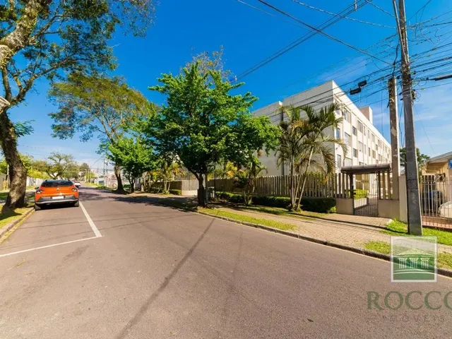Apartamento 2 quartos e 1 banheiro, à venda, no bairro Bacacheri em Curitiba
