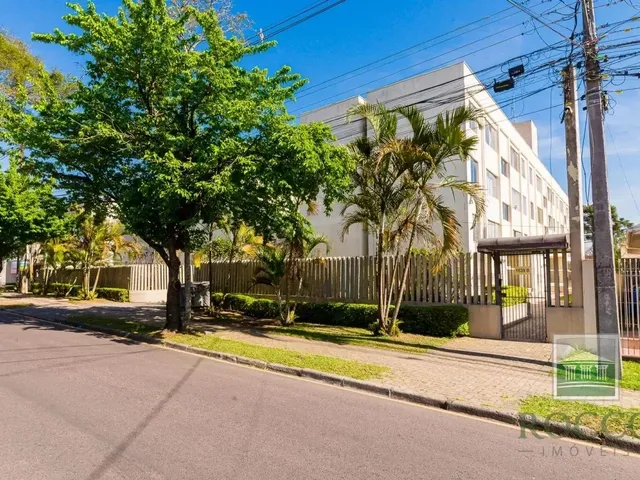 Apartamento 2 quartos e 1 banheiro, à venda, no bairro Bacacheri em Curitiba