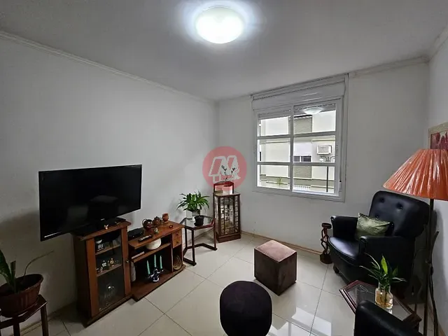 Apartamento 3 quartos e 2 banheiros, à venda, no bairro Menino Deus em Porto Alegre