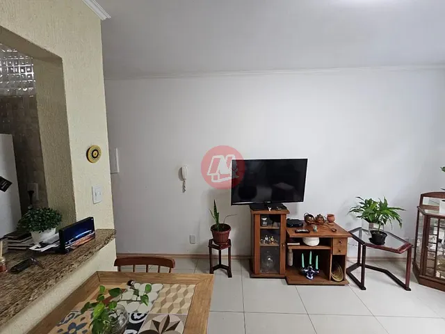 Apartamento 3 quartos e 2 banheiros, à venda, no bairro Menino Deus em Porto Alegre