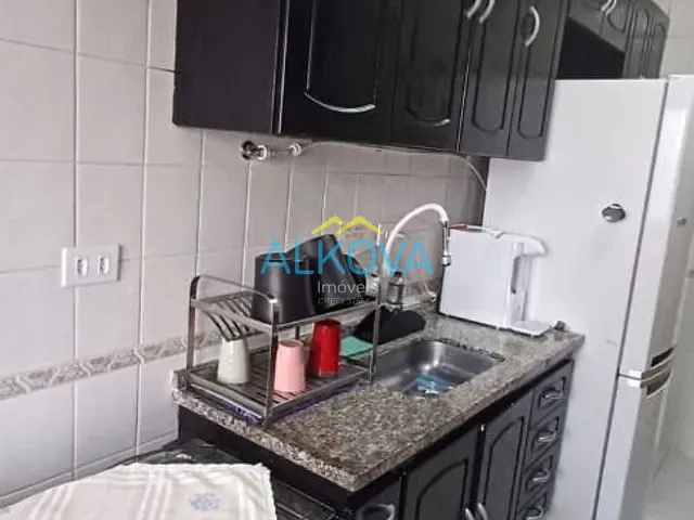 Apartamento com 70m² 3 quartos e 1 banheiro, para alugar, no bairro Conjunto Residencial Trinta e Um de Março em São José dos Campos