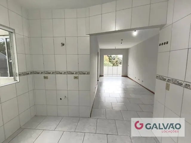 Apartamento 2 quartos e 1 banheiro, para alugar, no bairro Boa Vista em Curitiba