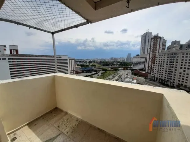 Apartamento 3 quartos e 2 banheiros, à venda, no bairro Cristo Rei em Curitiba