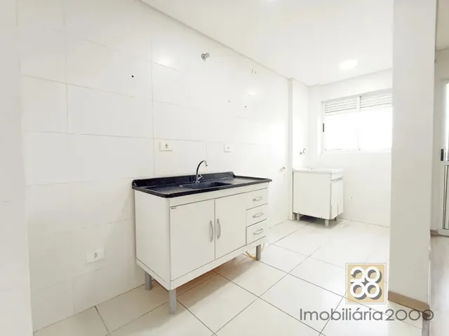 Apartamento 2 quartos e 1 banheiro, para alugar, no bairro Pineville em Pinhais