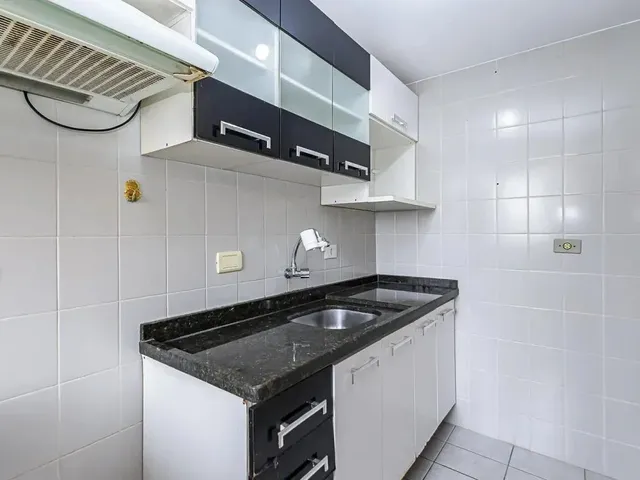 Apartamento 2 quartos e 1 banheiro, à venda, no bairro Portão em Curitiba