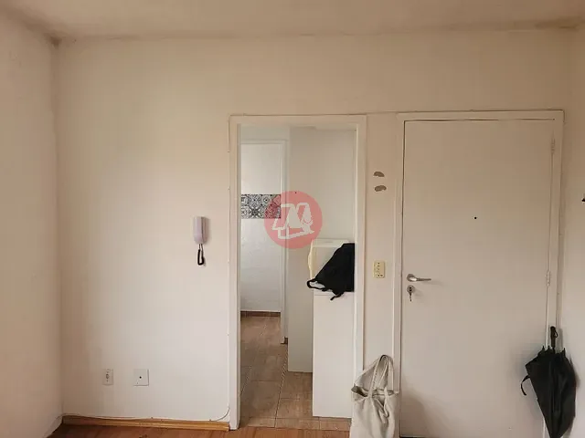 Apartamento 1 quarto e 1 banheiro, à venda, no bairro Santo Antônio em Porto Alegre