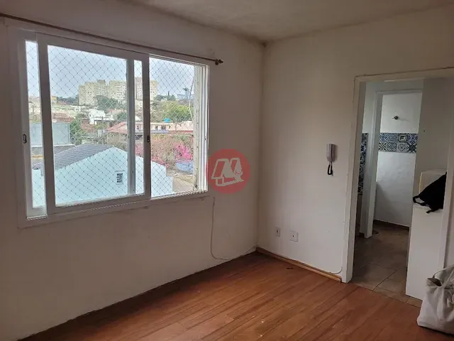 Apartamento 1 quarto e 1 banheiro, à venda, no bairro Santo Antônio em Porto Alegre