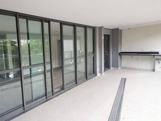 Apartamento com 280m² 4 quartos e 6 banheiros, à venda, no bairro Sumaré em São Paulo