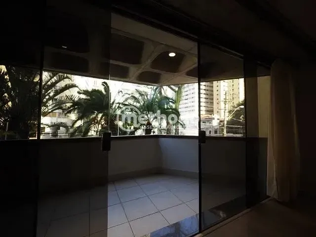 Apartamento com 226m² 4 quartos e 4 banheiros, à venda, no bairro Cambuí em Campinas