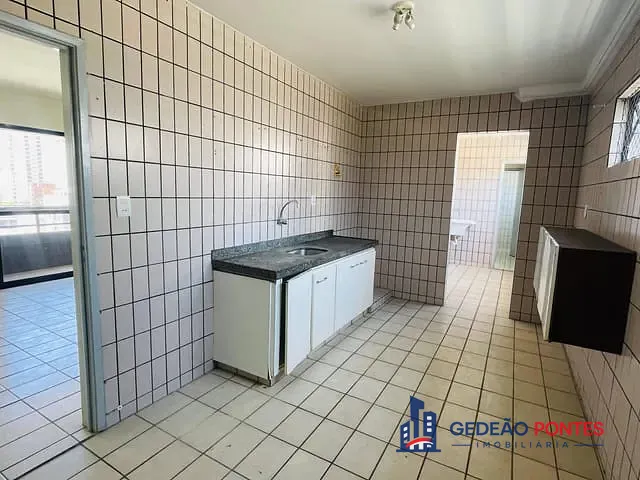 Apartamento 3 quartos e 3 banheiros, para alugar, no bairro Boa Viagem em Recife