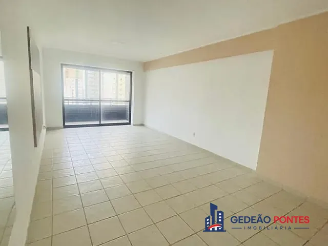 Apartamento 3 quartos e 2 banheiros, à venda, no bairro Boa Viagem em Recife