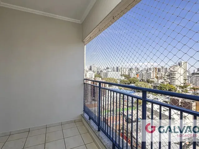 Apartamento 2 quartos e 1 banheiro, para alugar, no bairro Centro em Curitiba