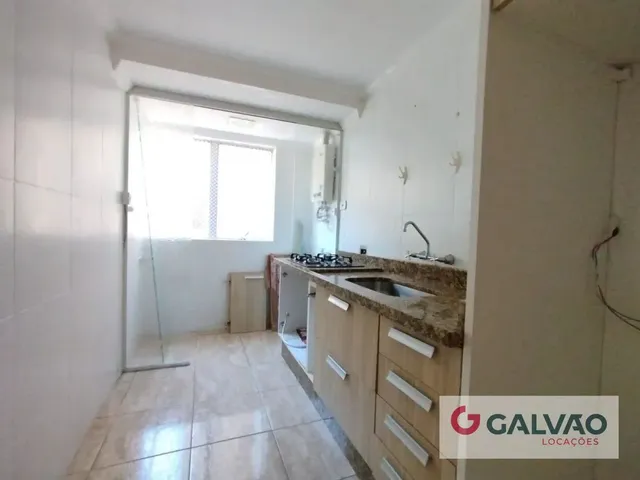 Apartamento 1 quarto e 1 banheiro, para alugar, no bairro Centro em Curitiba