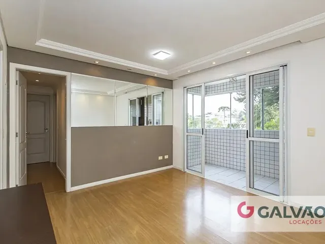 Apartamento 3 quartos e 1 banheiro, para alugar, no bairro Campo Comprido em Curitiba
