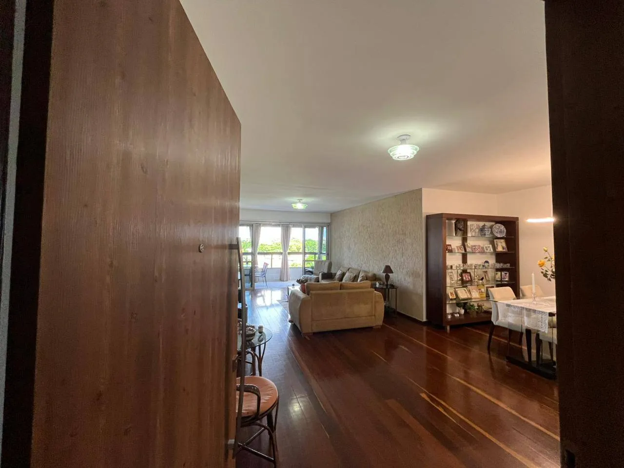 Apartamento, 4 quartos, 185 m² - Foto 2