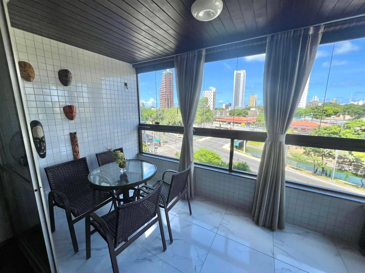Apartamento, 4 quartos, 185 m² - Foto 1