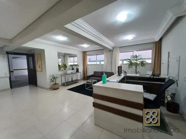 Apartamento 1 quarto e 1 banheiro, para alugar, no bairro Centro em Curitiba
