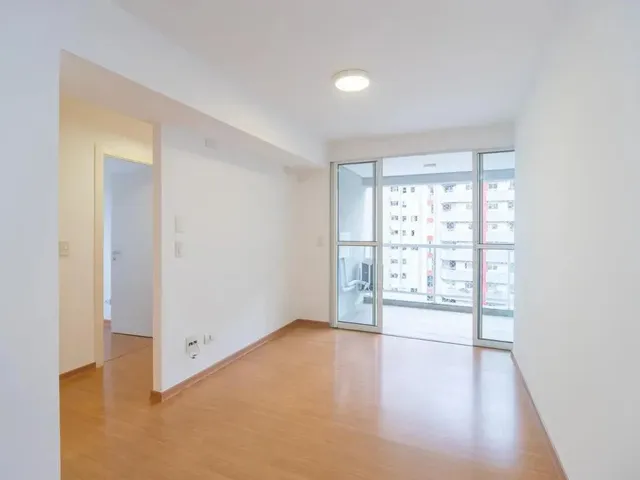 Apartamento 3 quartos e 1 banheiro, para alugar, no bairro Bigorrilho em Curitiba