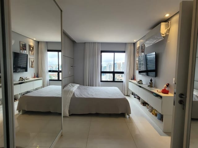 Apartamento com 155m² 3 quartos e 5 banheiros, à venda, no bairro Jardim das Acácias em São Paulo