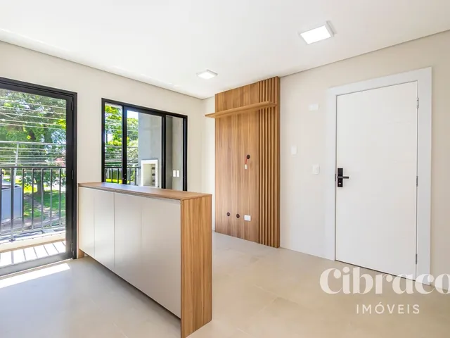 Apartamento 1 quarto e 1 banheiro, para alugar, no bairro Portão em Curitiba