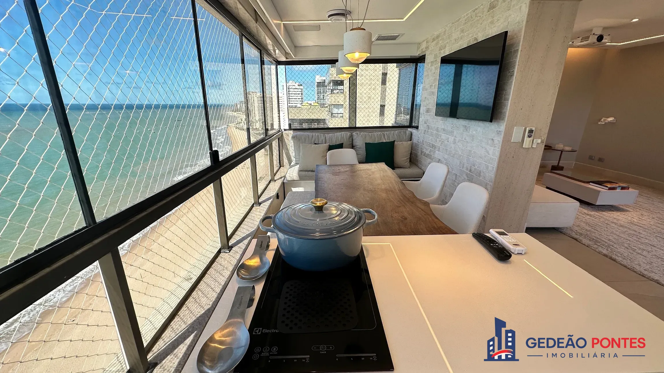 Apartamento, 4 quartos, 220 m² - Foto 1