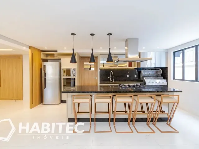 Apartamento 2 quartos e 1 banheiro, para alugar, no bairro Portão em Curitiba