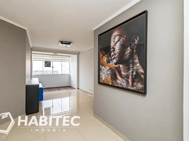 Apartamento 3 quartos e 2 banheiros, para alugar, no bairro Cabral em Curitiba