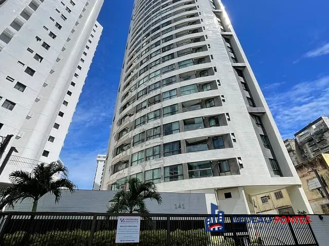 Apartamento 2 quartos e 2 banheiros, à venda ou para alugar, no bairro Boa Viagem em Recife