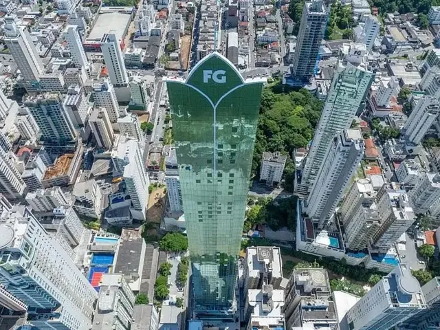 Apartamento à venda, no bairro Centro em Curitiba