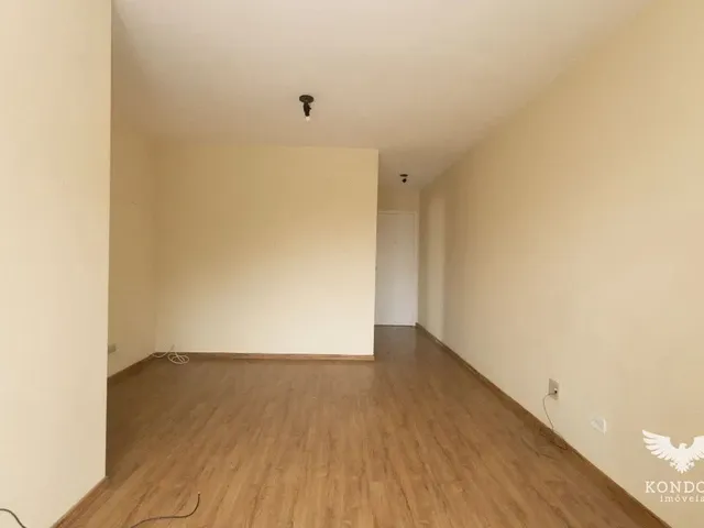 Apartamento 3 quartos e 2 banheiros, à venda, no bairro Orleans em Curitiba