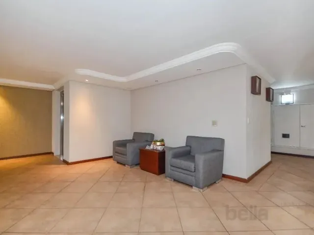 Apartamento 4 quartos e 3 banheiros, à venda, no bairro Batel em Curitiba