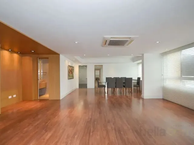 Apartamento 4 quartos e 3 banheiros, à venda, no bairro Batel em Curitiba