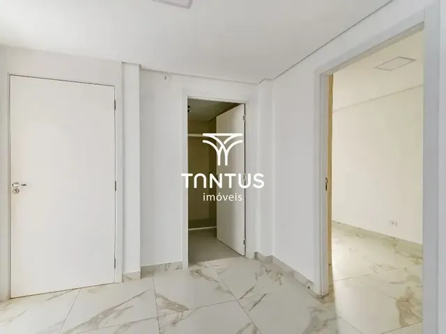 Apartamento 2 quartos e 2 banheiros, para alugar, no bairro Bigorrilho em Curitiba