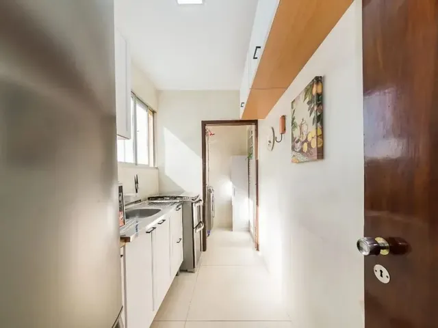 Apartamento 1 quarto e 1 banheiro, para alugar, no bairro Centro em Curitiba