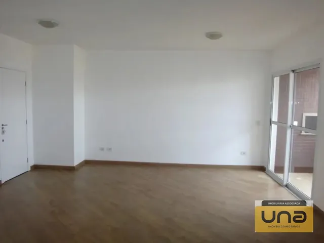 Apartamento 3 quartos e 1 banheiro, para alugar, no bairro PORTAO em Curitiba