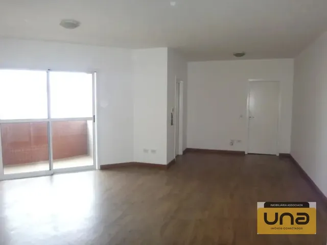 Apartamento 3 quartos e 1 banheiro, para alugar, no bairro PORTAO em Curitiba