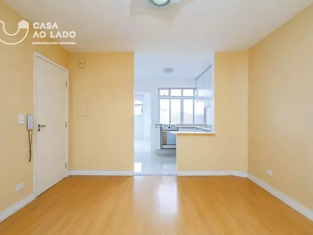Apartamento 3 quartos e 2 banheiros, para alugar, no bairro Juvevê em Curitiba