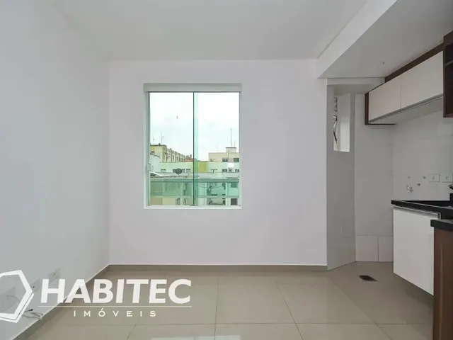 Apartamento 1 quarto e 1 banheiro, para alugar, no bairro Água Verde em Curitiba
