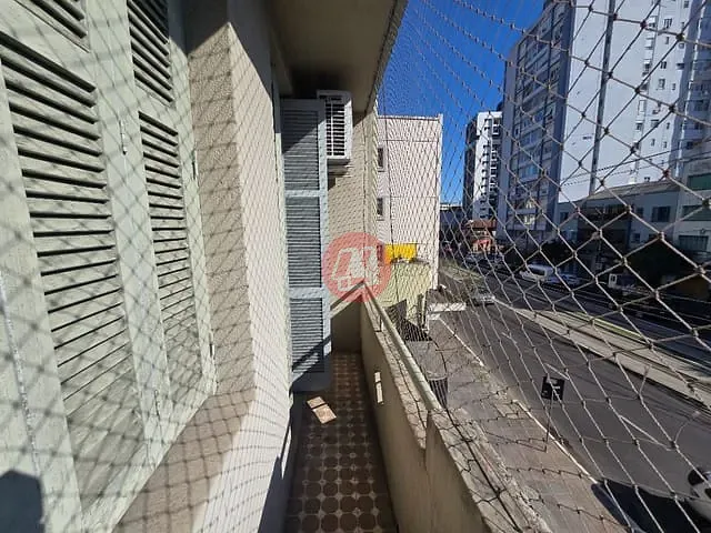 Apartamento com 130m² 3 quartos e 1 banheiro, para alugar, no bairro Rio Branco em Porto Alegre
