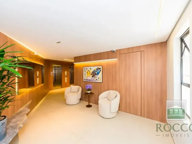 Apartamento 1 quarto e 1 banheiro, para alugar, no bairro Centro em Curitiba