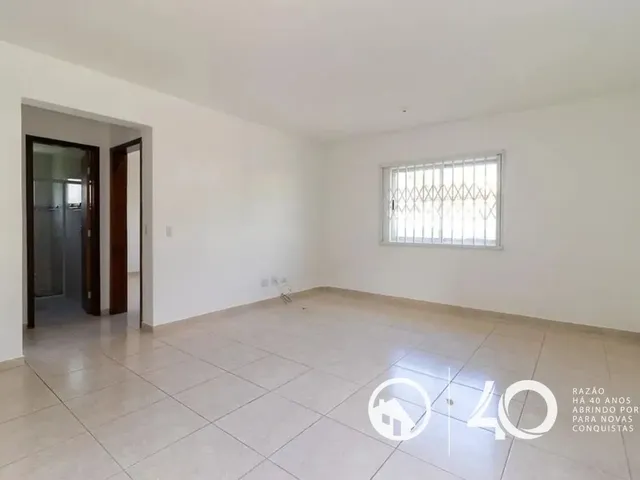Apartamento 2 quartos e 1 banheiro, para alugar, no bairro Tingui em Curitiba