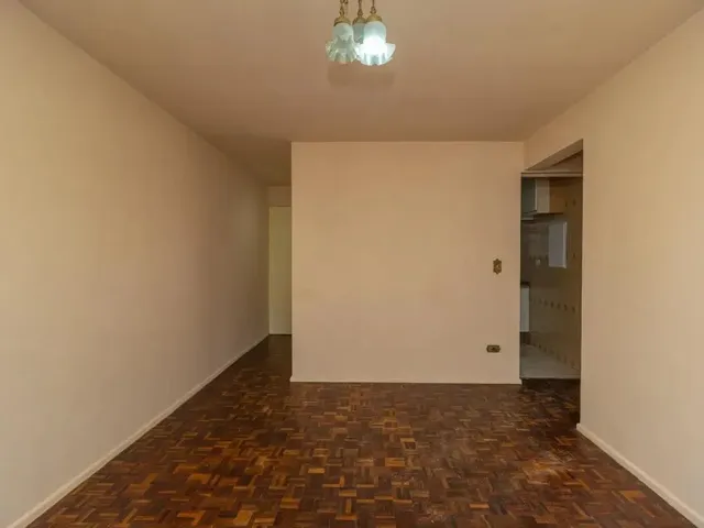Apartamento 3 quartos e 1 banheiro, para alugar, no bairro Vila Izabel em Curitiba